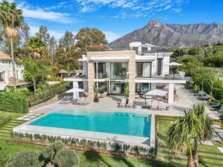 6 bedrooms house for sale in Marbella, Spain