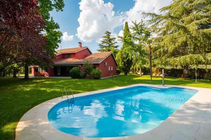 5 bedrooms house for sale in Boadilla del Monte, Spain