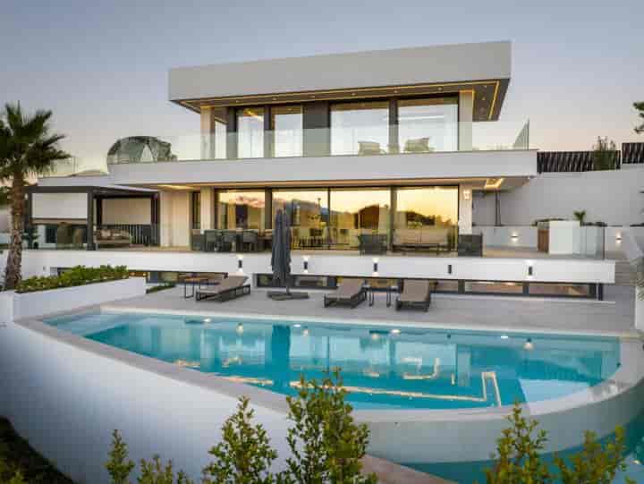 4 bedrooms house for sale in Marbella, Spain