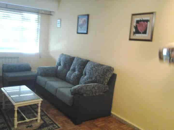 4 bedrooms apartment for rent in Santiago de Compostela, Spain