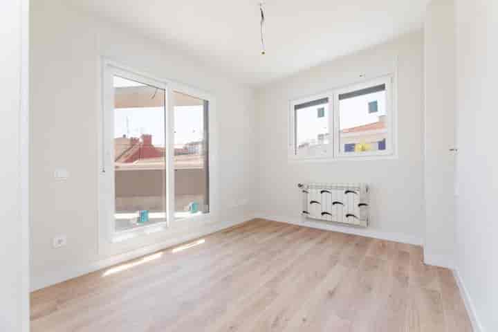 1 bedroom house for sale in Castellana, Spain