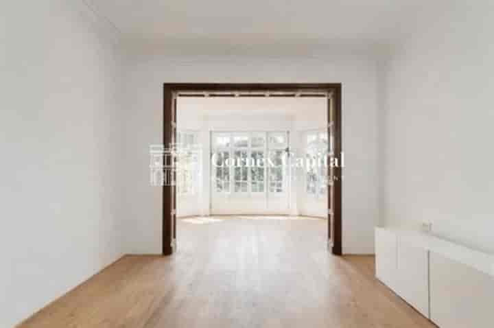 5 bedrooms apartment for sale in Barcelona, Spain