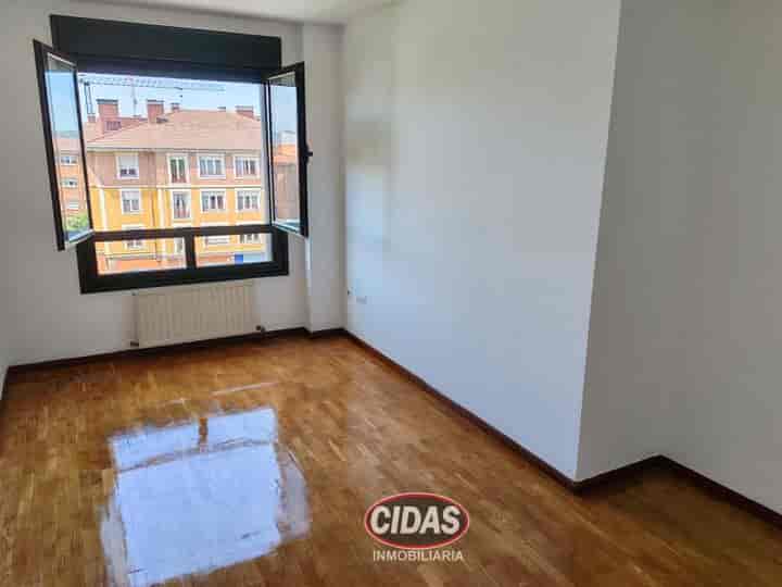 3 bedrooms apartment for sale in Siero, Spain