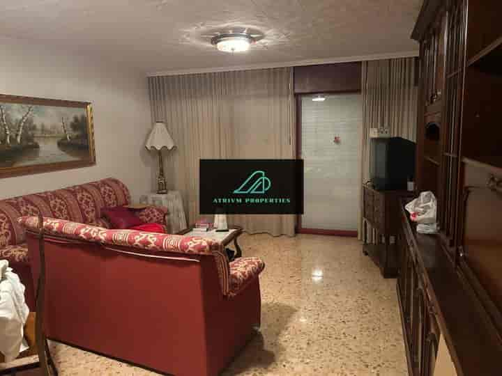 4 bedrooms apartment for rent in Alicante, Spain