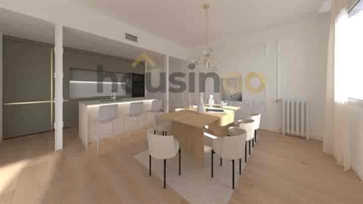 2 bedrooms apartment for sale in Madrid, Spain