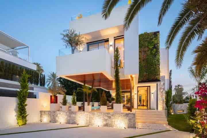 5 bedrooms house for sale in Marbella, Spain