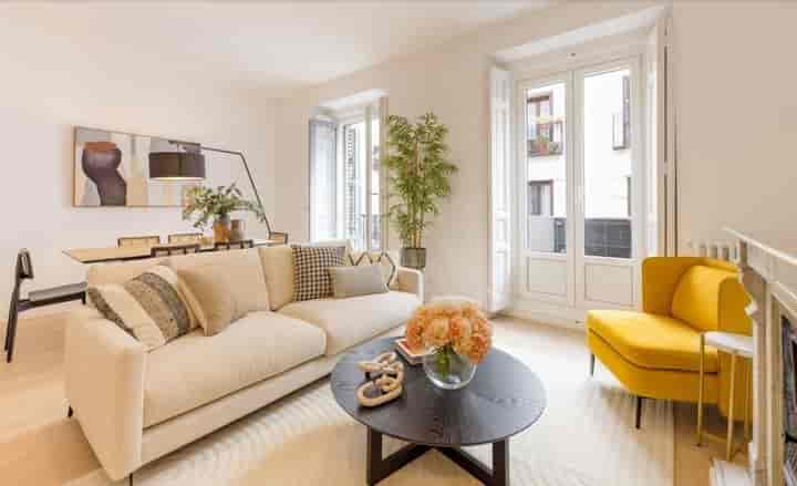 2 bedrooms apartment for sale in Barcelona, Spain