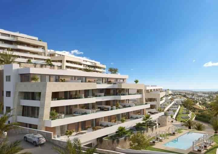 3 bedrooms apartment for sale in Estepona, Spain