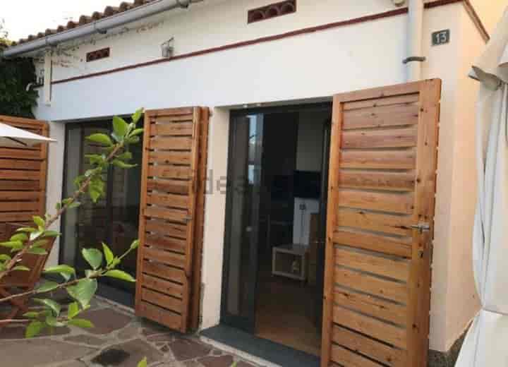 2 bedrooms house for sale in Premia de Dalt, Spain