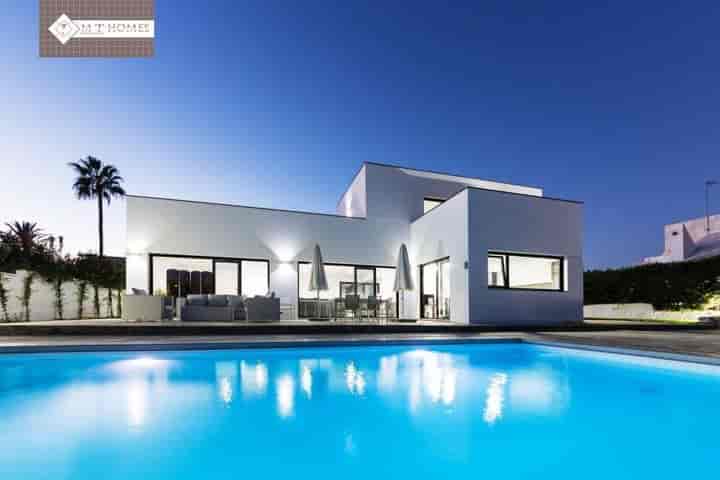 5 bedrooms house for rent in Marbella, Spain