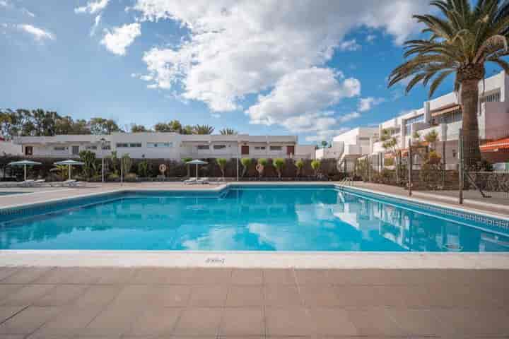 Apartment for sale in Costa del Silencio-Las Galletas, Spain