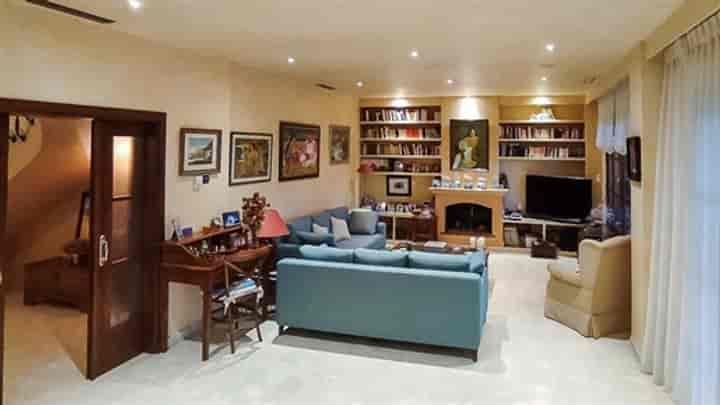 5 bedrooms house for sale in Marbella, Spain