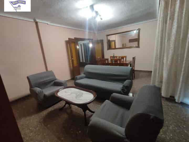 4 bedrooms apartment for rent in Albacete, Spain