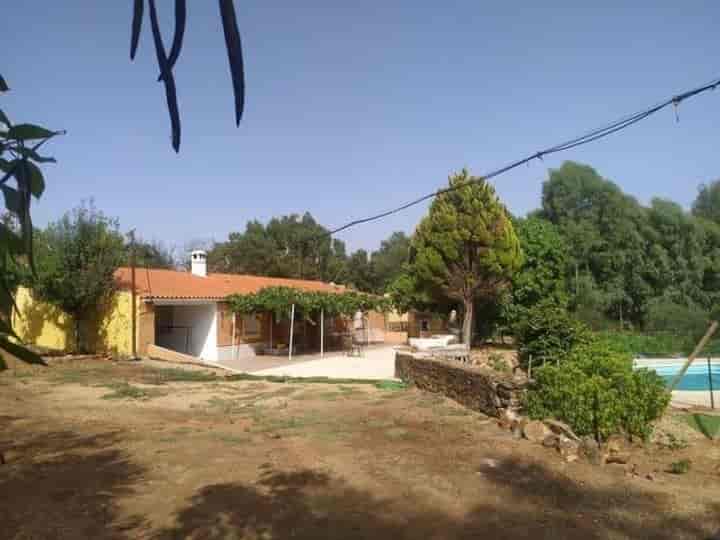 6 bedrooms house for sale in Badajoz, Spain