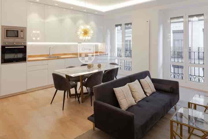 2 bedrooms apartment for sale in Chamberi, Spain