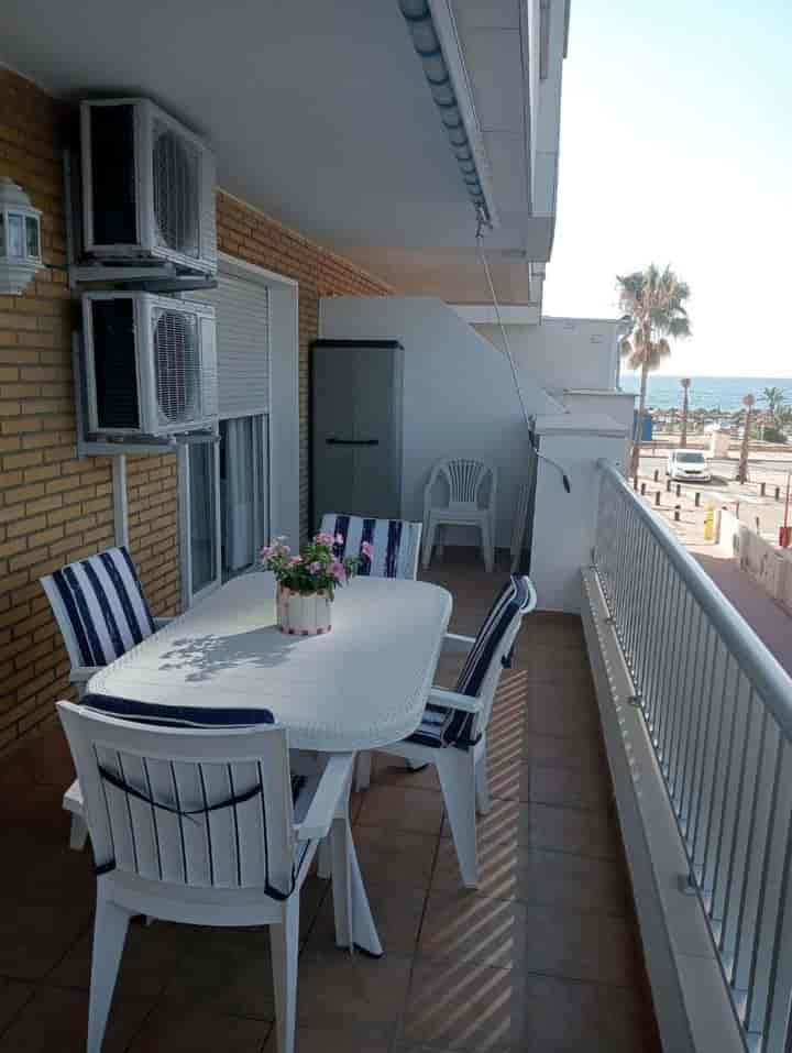 2 bedrooms apartment for rent in Playa de los Boliches, Spain