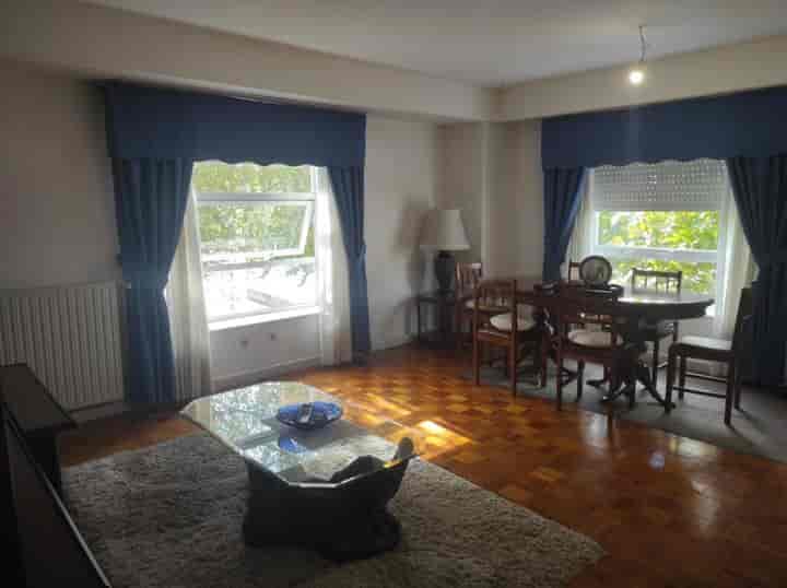 4 bedrooms apartment for sale in Santiago de Compostela, Spain