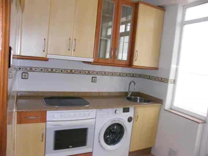 3 bedrooms apartment for rent in Torrelavega, Spain