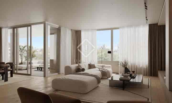 4 bedrooms apartment for sale in Barcelona, Spain