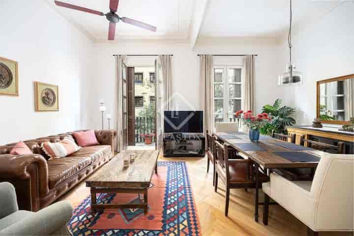 3 bedrooms apartment for rent in Barcelona, Spain