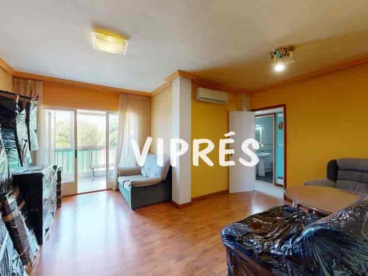 3 bedrooms apartment for sale in Caceres‎, Spain
