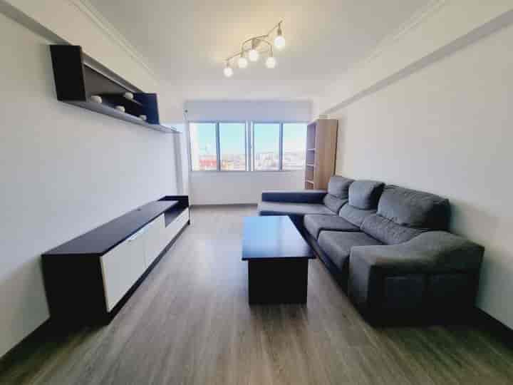 3 bedrooms apartment for rent in Ciudad Alta, Spain