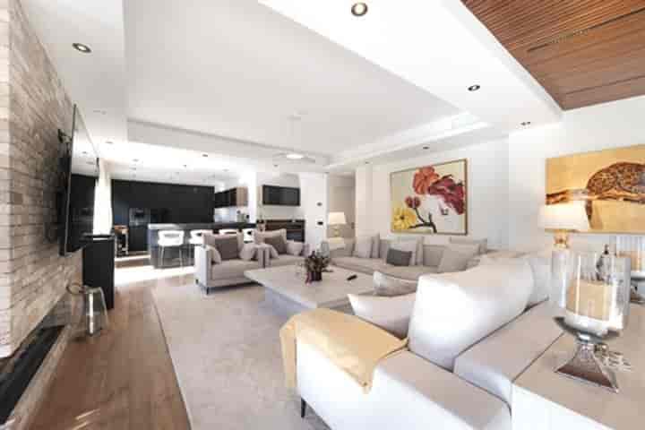 5 bedrooms house for sale in Marbella, Spain