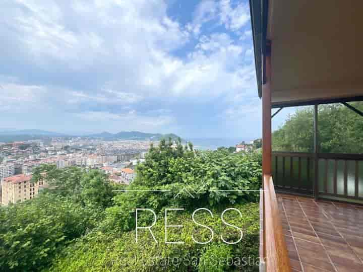 4 bedrooms apartment for sale in Donostia-San Sebastian, Spain