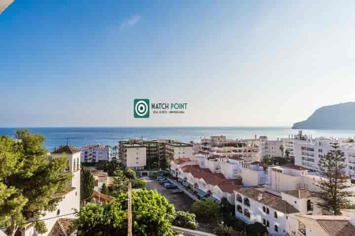 3 bedrooms apartment for rent in La Herradura, Spain