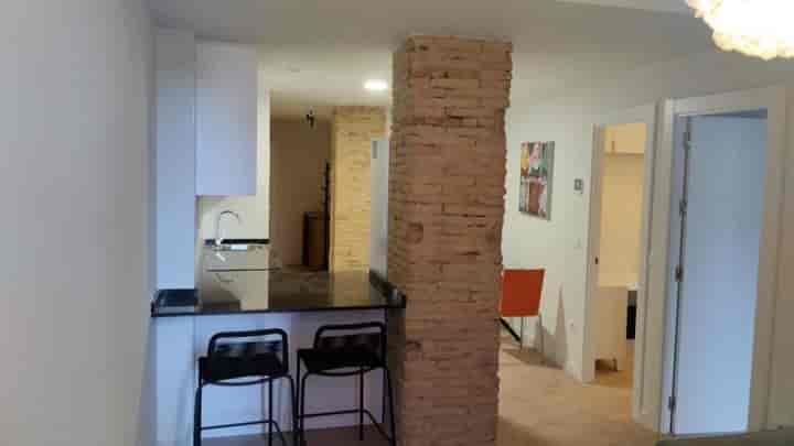 2 bedrooms apartment for rent in Zaragoza, Spain