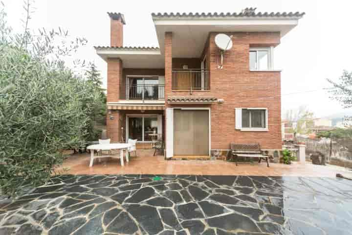 5 bedrooms house for sale in Palleja, Spain