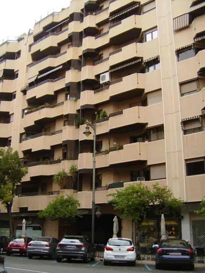 4 bedrooms apartment for sale in Logrono, Spain