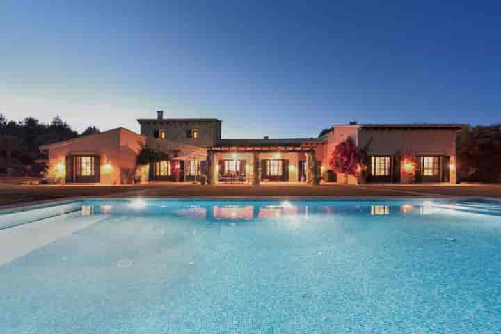 6 bedrooms house for sale in Calvia, Spain