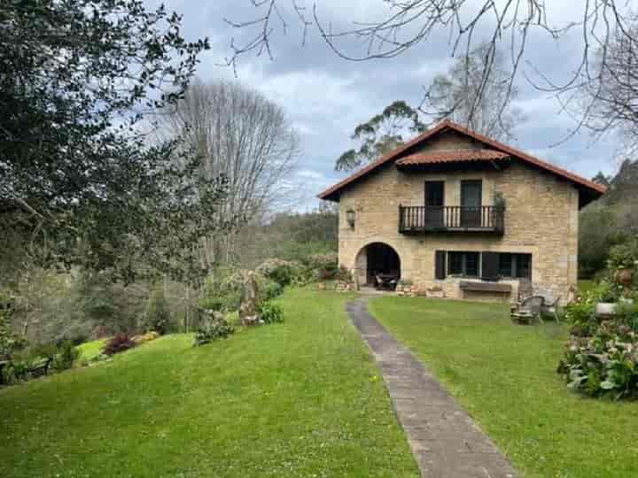 9 bedrooms house for sale in Alfoz de Lloredo, Spain