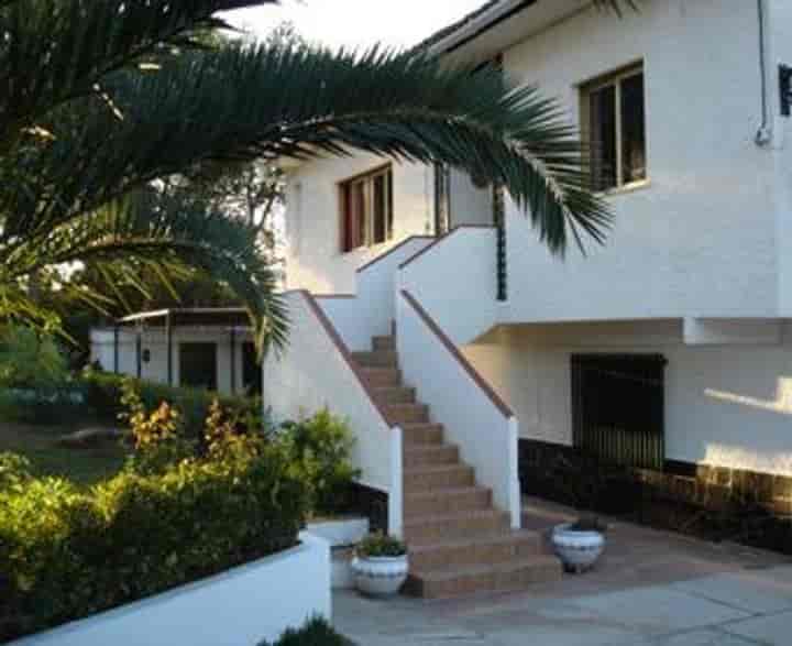 4 bedrooms house for sale in Monserrat, Spain