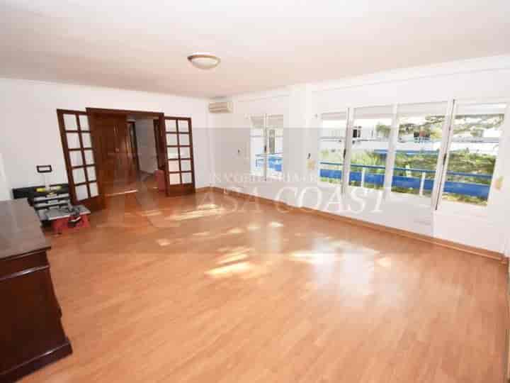 4 bedrooms apartment for rent in Centro Ciudad, Spain