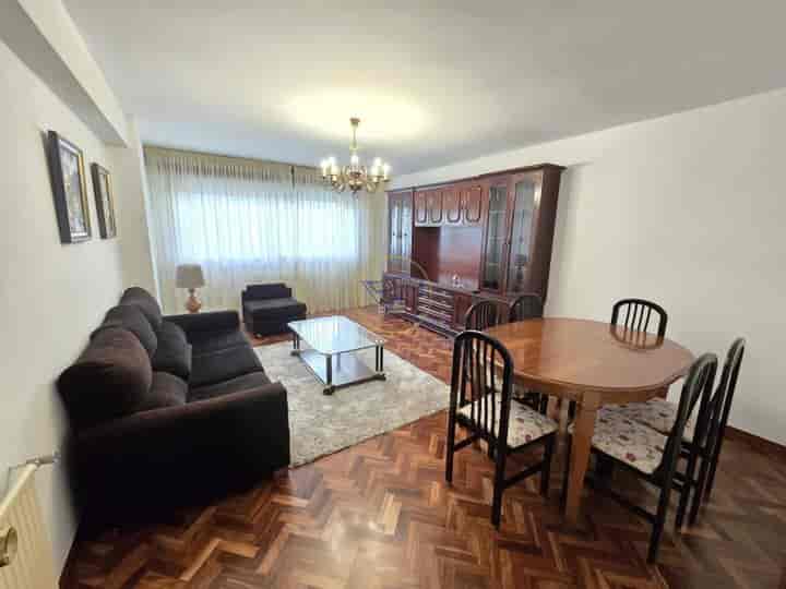 4 bedrooms apartment for rent in Vigo, Spain