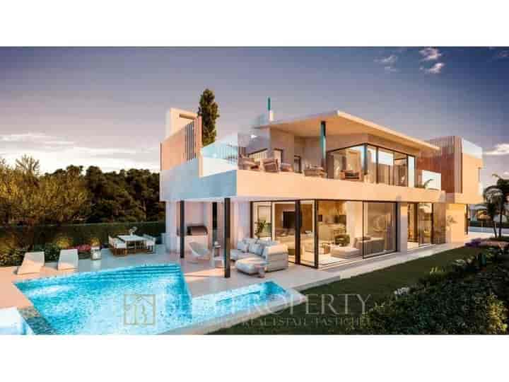 5 bedrooms house for sale in Fuengirola, Spain