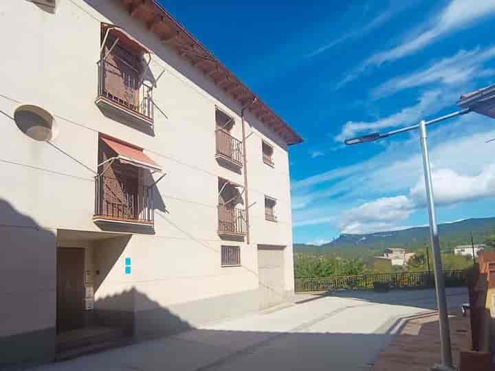 2 bedrooms apartment for rent in Huesca, Spain