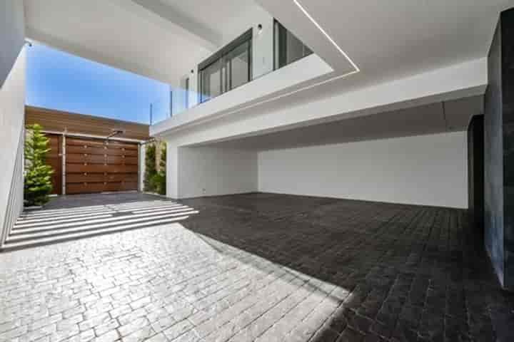 8 bedrooms house for sale in Finestrat, Spain