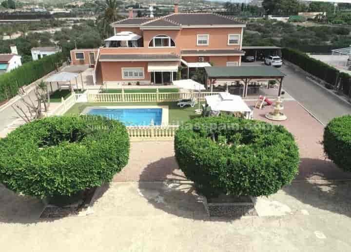 9 bedrooms house for sale in Elche, Spain