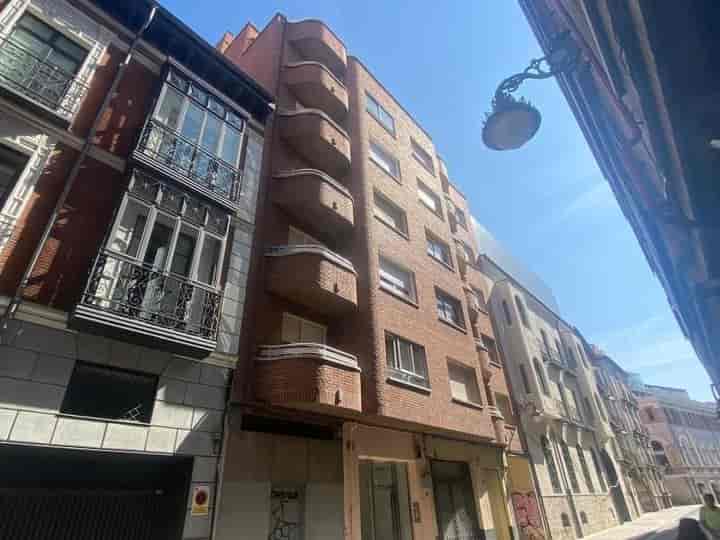 4 bedrooms apartment for sale in Valladolid, Spain