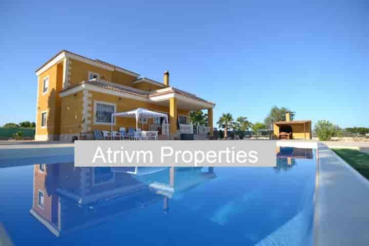 6 bedrooms house for rent in Elche, Spain