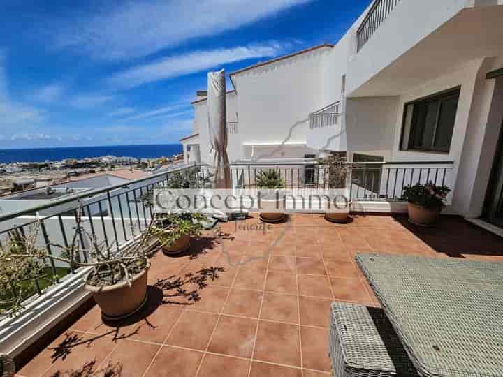 2 bedrooms house for sale in La Caleta, Spain