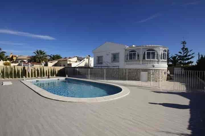 5 bedrooms house for rent in Torrevieja, Spain