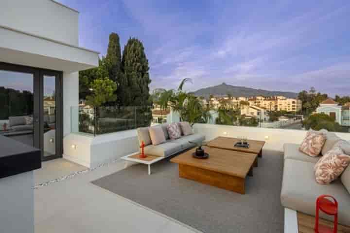 5 bedrooms house for sale in San Pedro de Alcantara, Spain