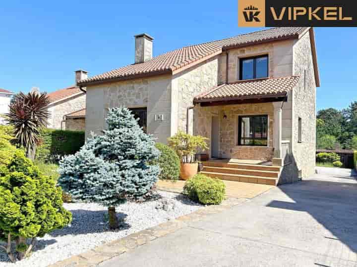 5 bedrooms house for sale in Santiago, Spain