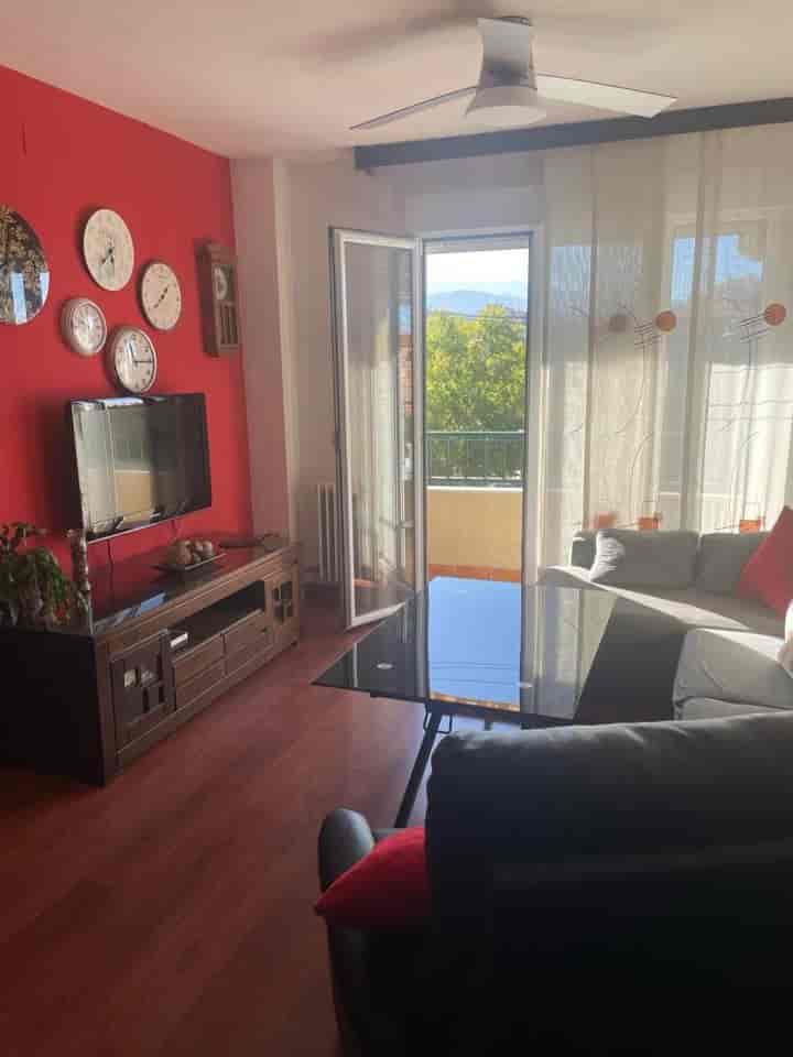 4 bedrooms apartment for rent in Granada, Spain