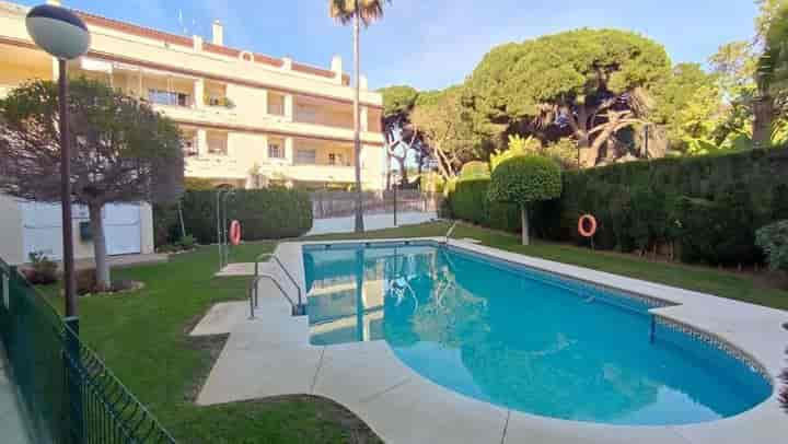 2 bedrooms apartment for sale in Elviria, Spain