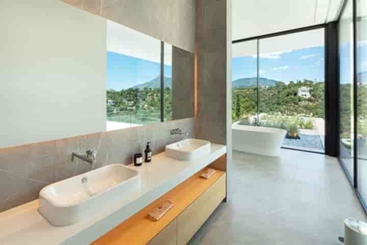 8 bedrooms house for sale in Marbella, Spain